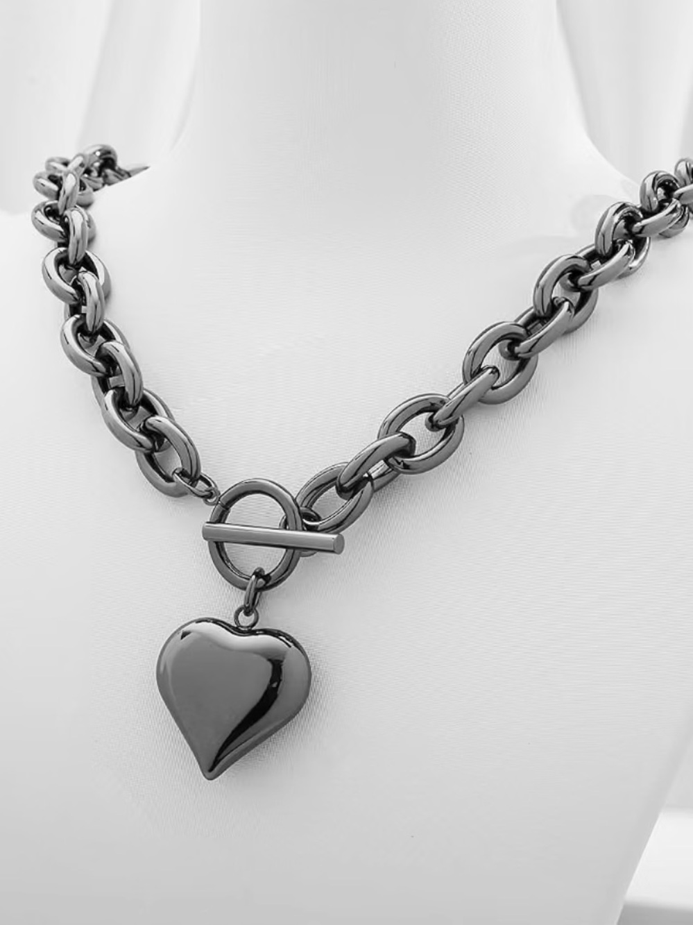 Black Hematite Heart Toggle Chain Necklace